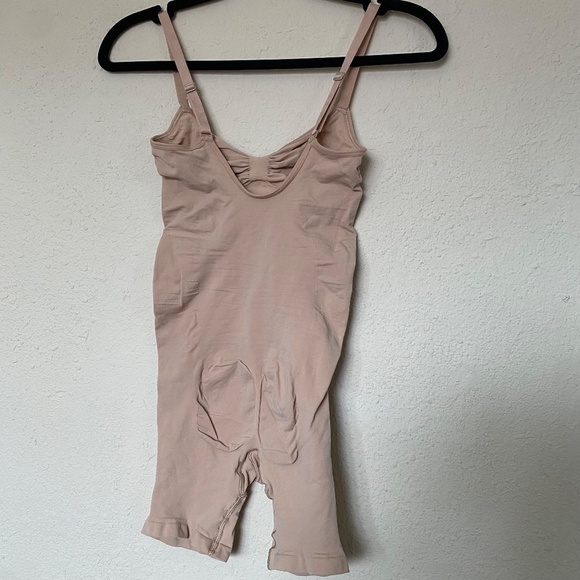 SKIMS SEAMLESS SCULPT MID THIGH BODYSUIT Clay Size 2X - Picture 9 of 9